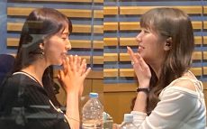 ももクロ玉井・佐々木、10年前の衣装を語る「“装備”がダンボール1箱分ぐらいあった」