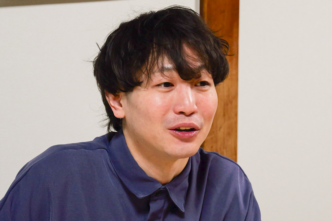 百発百中で当たる！？　的中の御利益がある新大久保の皆中稲荷神社にてランパンプスが合格祈願！