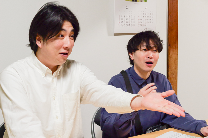 百発百中で当たる！？　的中の御利益がある新大久保の皆中稲荷神社にてランパンプスが合格祈願！